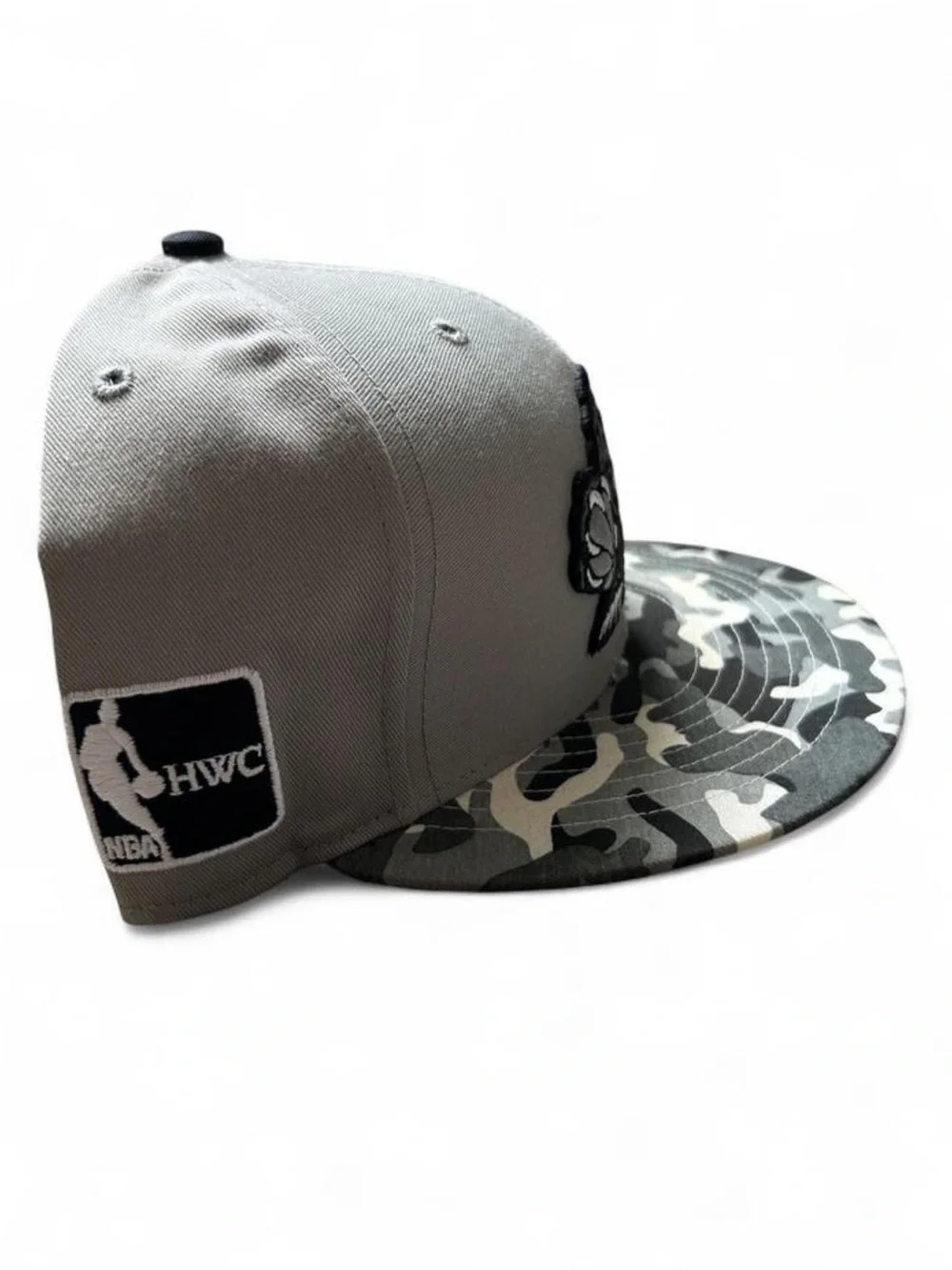 47 Brand Gray Bear Logo Snapback Hat with Camo Brim